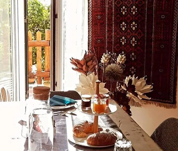 Ca' Di Camineve Bed and breakfast 4*