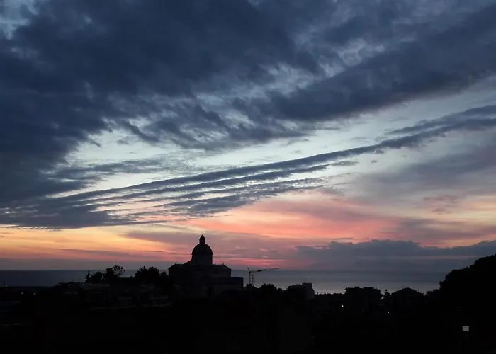 Ca' Di Camineve Bed & Breakfast Loano